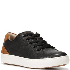 NATURALIZER MORRISON SNEAKER (GREAT CONDITION)